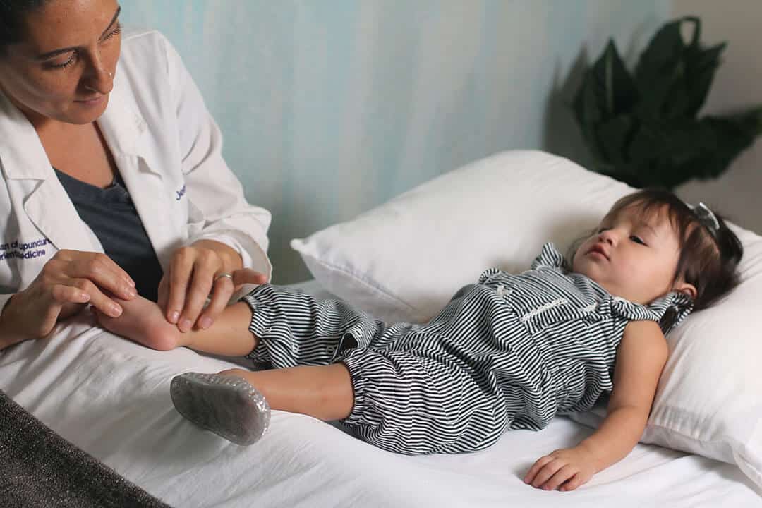 Pediatric Treatment. in Zürich – PointAndFlow Traditional Chinese Medicine